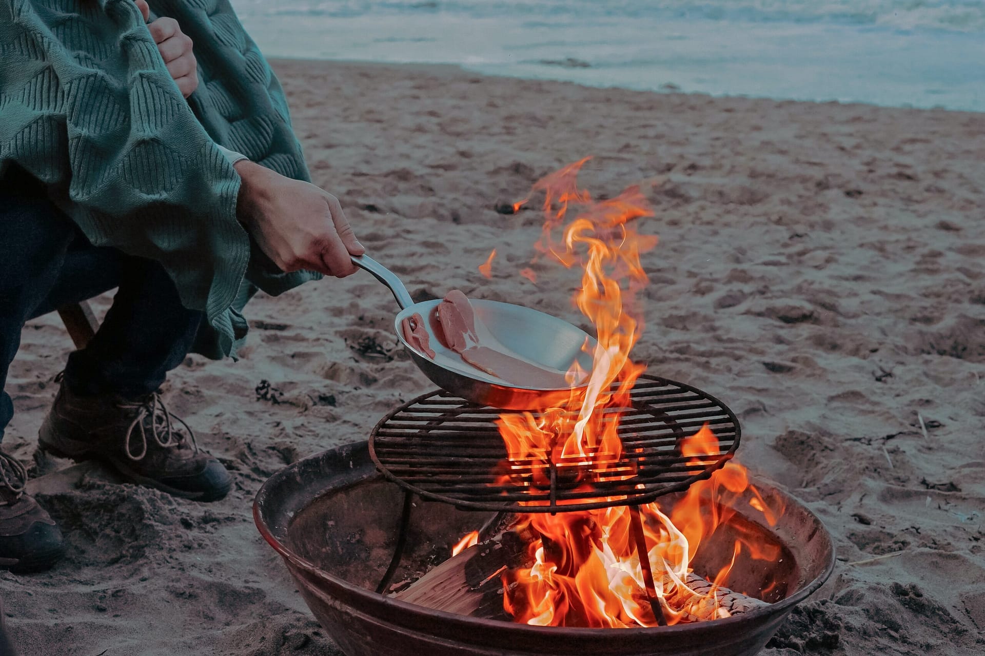 cookware for campfire
